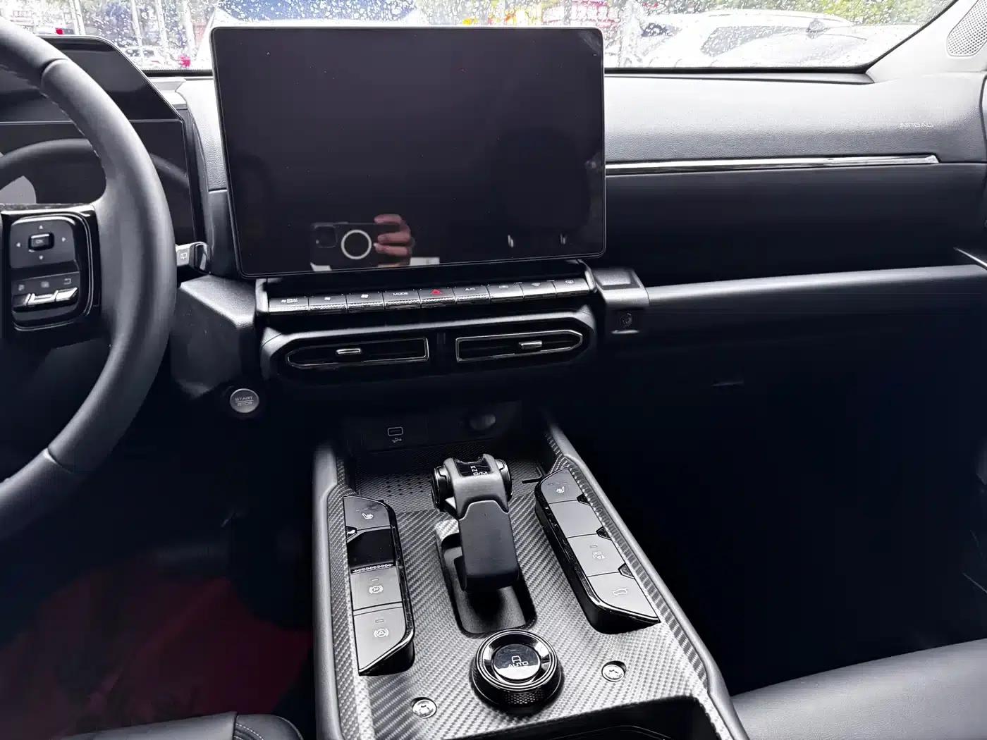Haval Big Dog PLUS 2023 1.5T 2WD Trendy Wild Edition Plus — миниатюра 15