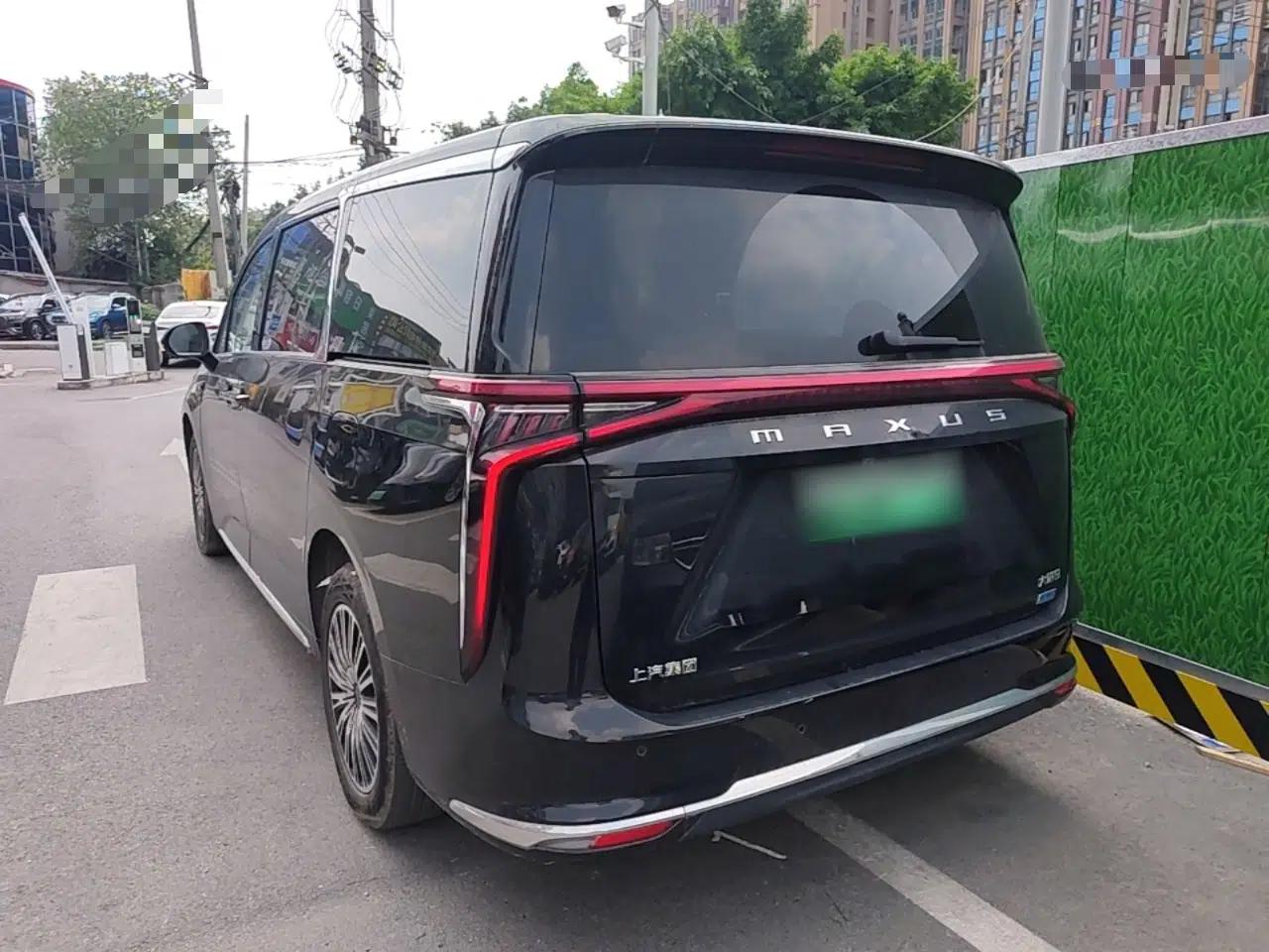 SAIC MAXUS Dajia 9 2024 Super Hybrid Ultra-Long Range Mountain Edition 7-Seater — миниатюра 4