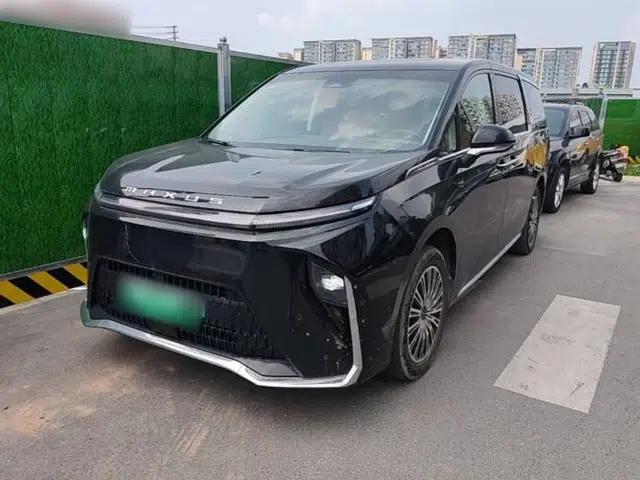 SAIC MAXUS Dajia 9 2024 Super Hybrid Ultra-Long Range Mountain Edition 7-Seater