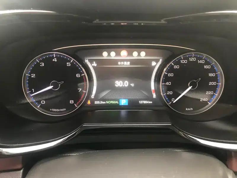 Trumpchi GS8 2017 320T 2WD Luxury Intelligent Connected Edition 7-Seater — миниатюра 12