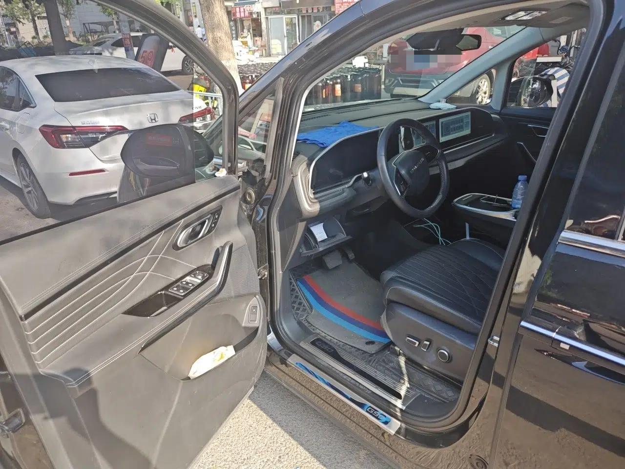 SAIC MAXUS G90 2022 2.0T Galaxy Seven-Seater Version — миниатюра 16