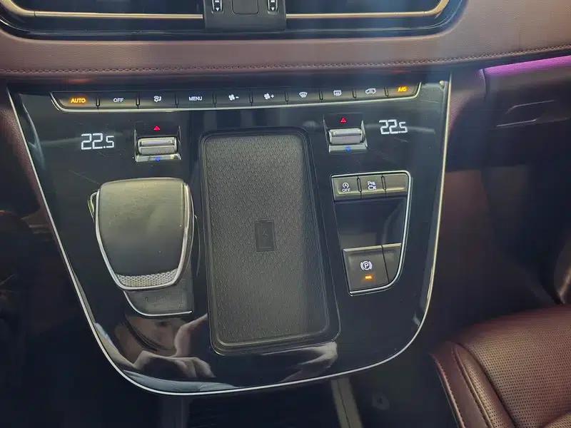 Hongqi HQ9 2022 Intelligent Flagship Edition — миниатюра 11
