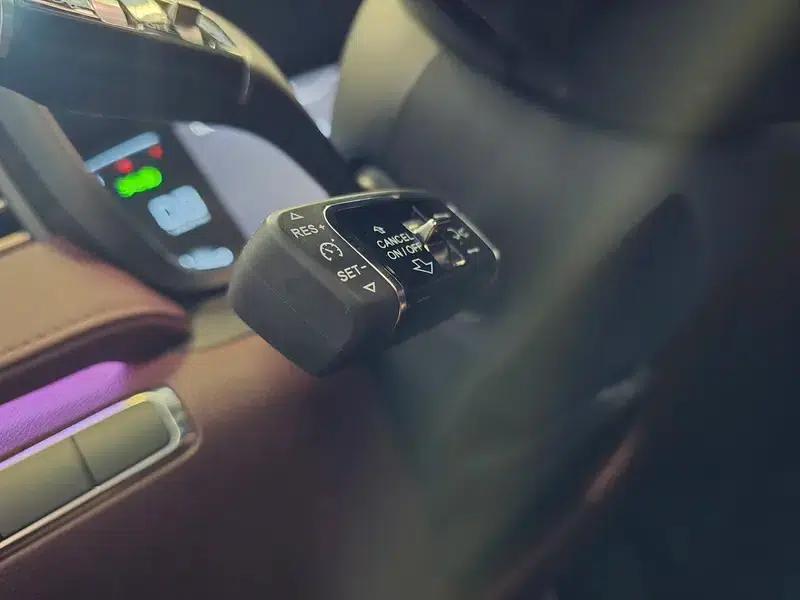 Hongqi HQ9 2022 Intelligent Flagship Edition — миниатюра 10