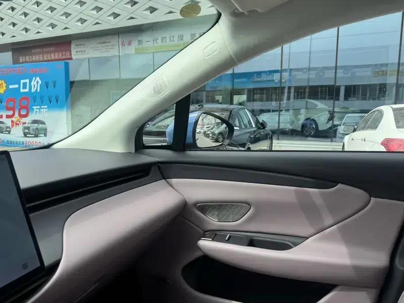 Hongqi Tiangong 06 2025 660 AWD Smart Selection Edition — миниатюра 11