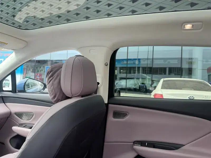 Hongqi Tiangong 06 2025 660 AWD Smart Selection Edition — миниатюра 14