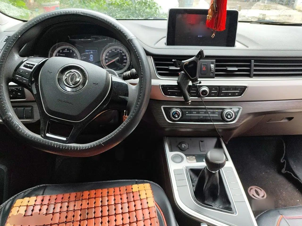 FORTHING Joyear X5 2017 1.6L Manual Luxury Model — миниатюра 9