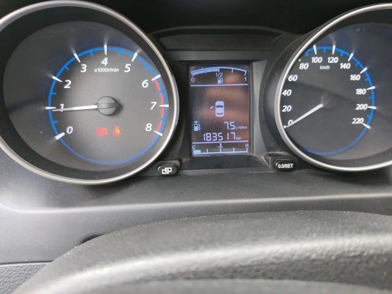 FORTHING Joyear X5 2015 1.6L Manual Luxury Model — миниатюра 12
