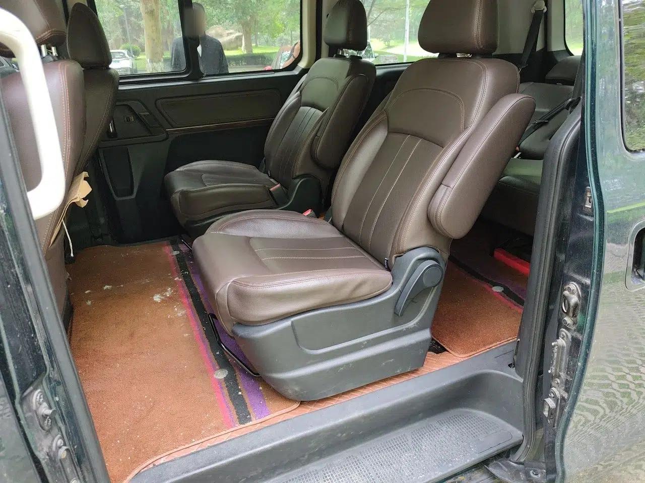 FORTHING Lingzhi PLUS 2021 Travel Edition 2.0L Manual Luxury 7-Seater — миниатюра 17