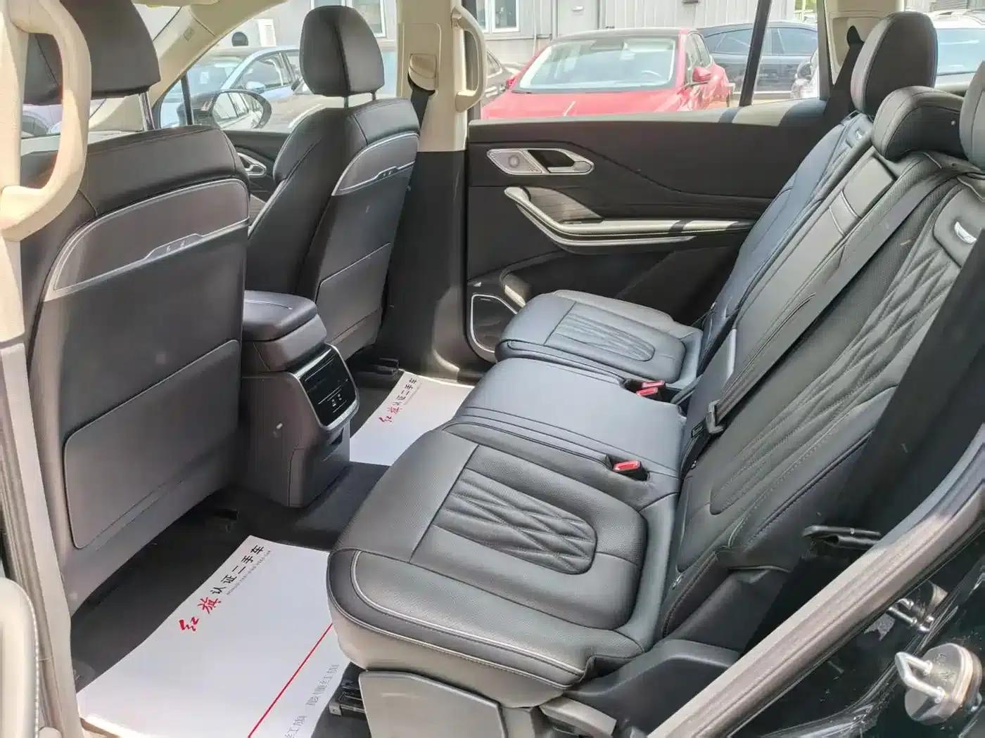 Hongqi HS7 PHEV 2025 2.0T PHEV AWD 2 Millionth Unit Commemorative Edition, 6 Seats — миниатюра 6