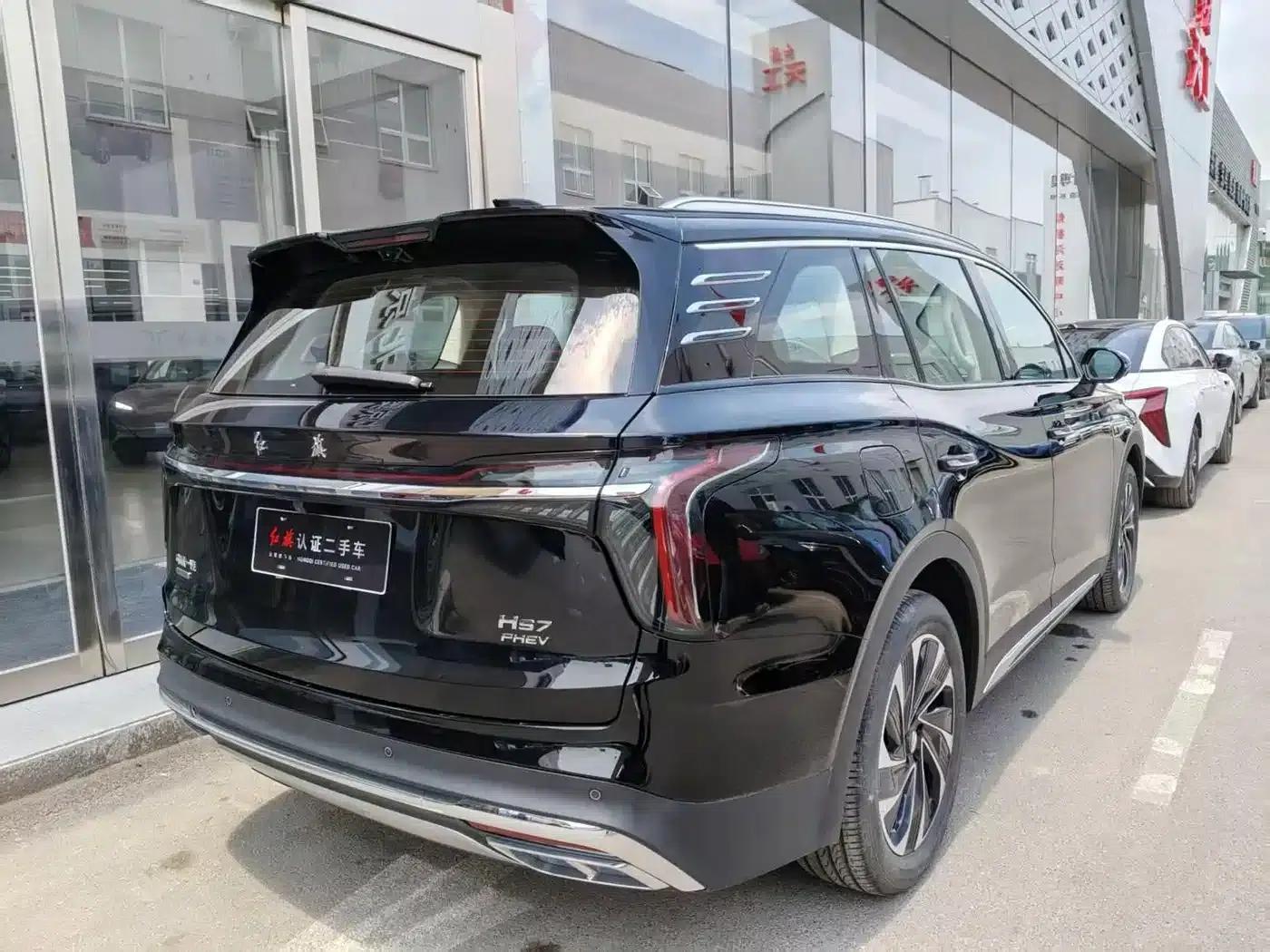 Hongqi HS7 PHEV 2025 2.0T PHEV AWD 2 Millionth Unit Commemorative Edition, 6 Seats — миниатюра 7