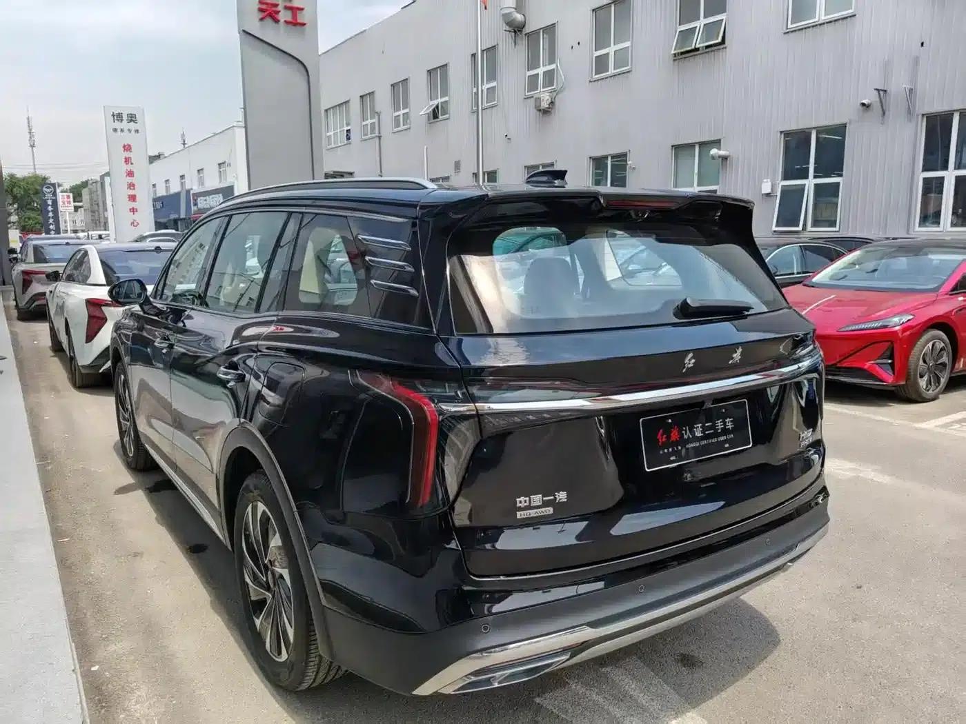 Hongqi HS7 PHEV 2025 2.0T PHEV AWD 2 Millionth Unit Commemorative Edition, 6 Seats — миниатюра 9