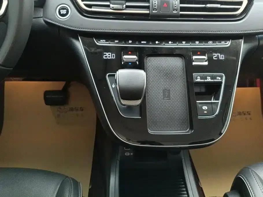 Hongqi HQ9 2023 2.0T Intelligent Flagship Edition — миниатюра 16