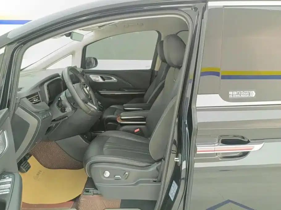 Hongqi HQ9 2023 2.0T Intelligent Flagship Edition — миниатюра 9