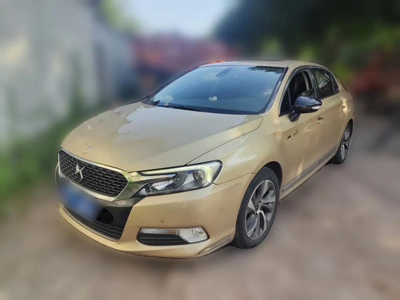 DS 5LS 2015 1.6T 60th Anniversary Limited Edition THP160 — миниатюра 1