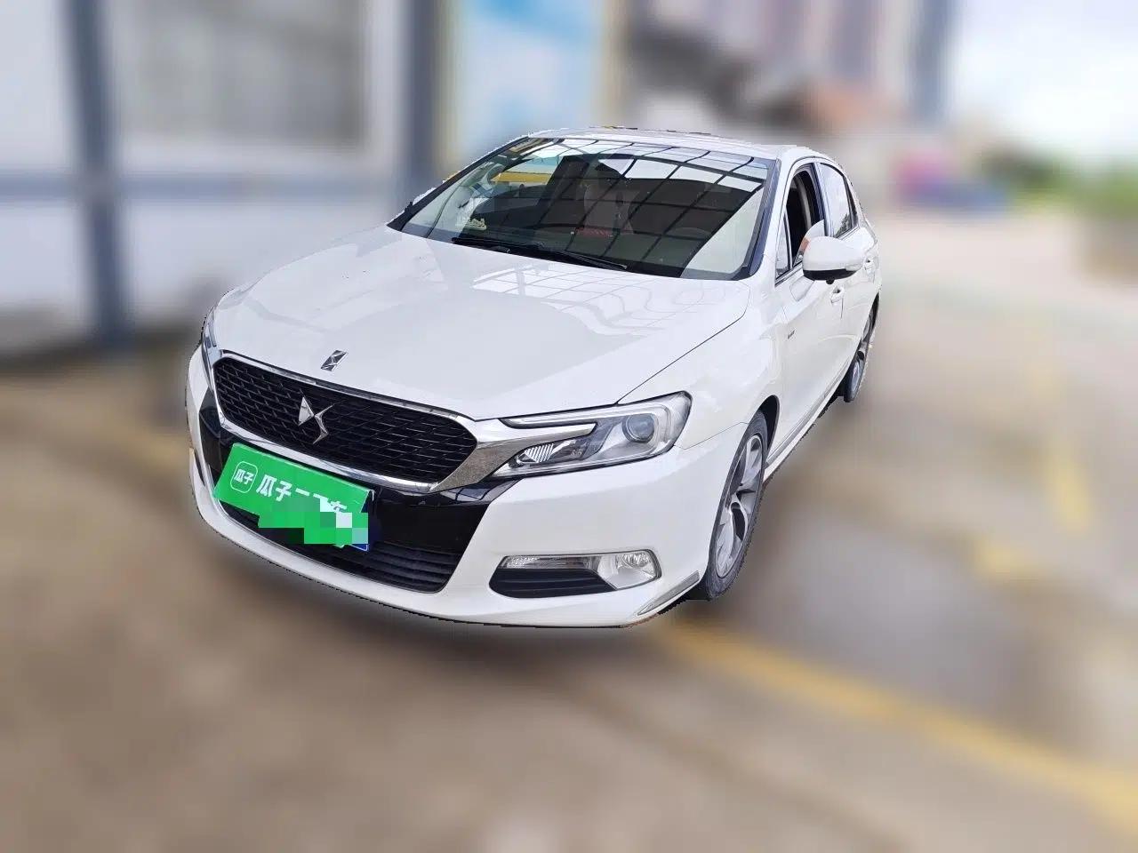 DS 5LS 2014 1.6T Elegant Version THP160 — миниатюра 1
