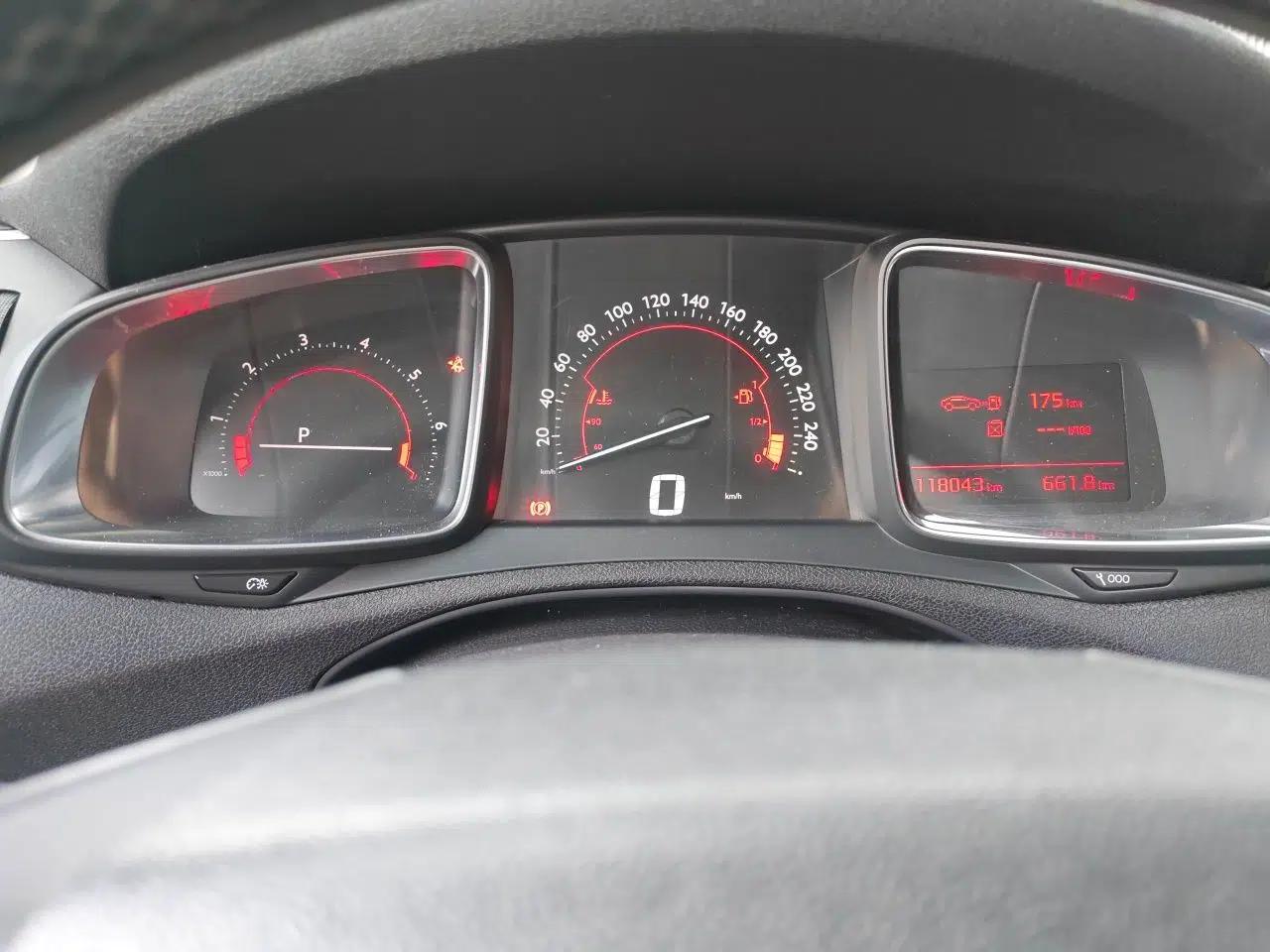 DS 5LS 2014 1.6T Elegant Version THP160 — миниатюра 11