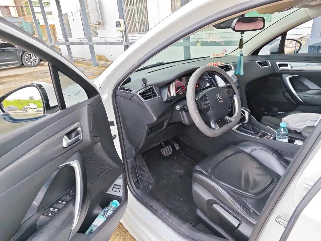 DS 5LS 2014 1.6T Elegant Version THP160 — миниатюра 16