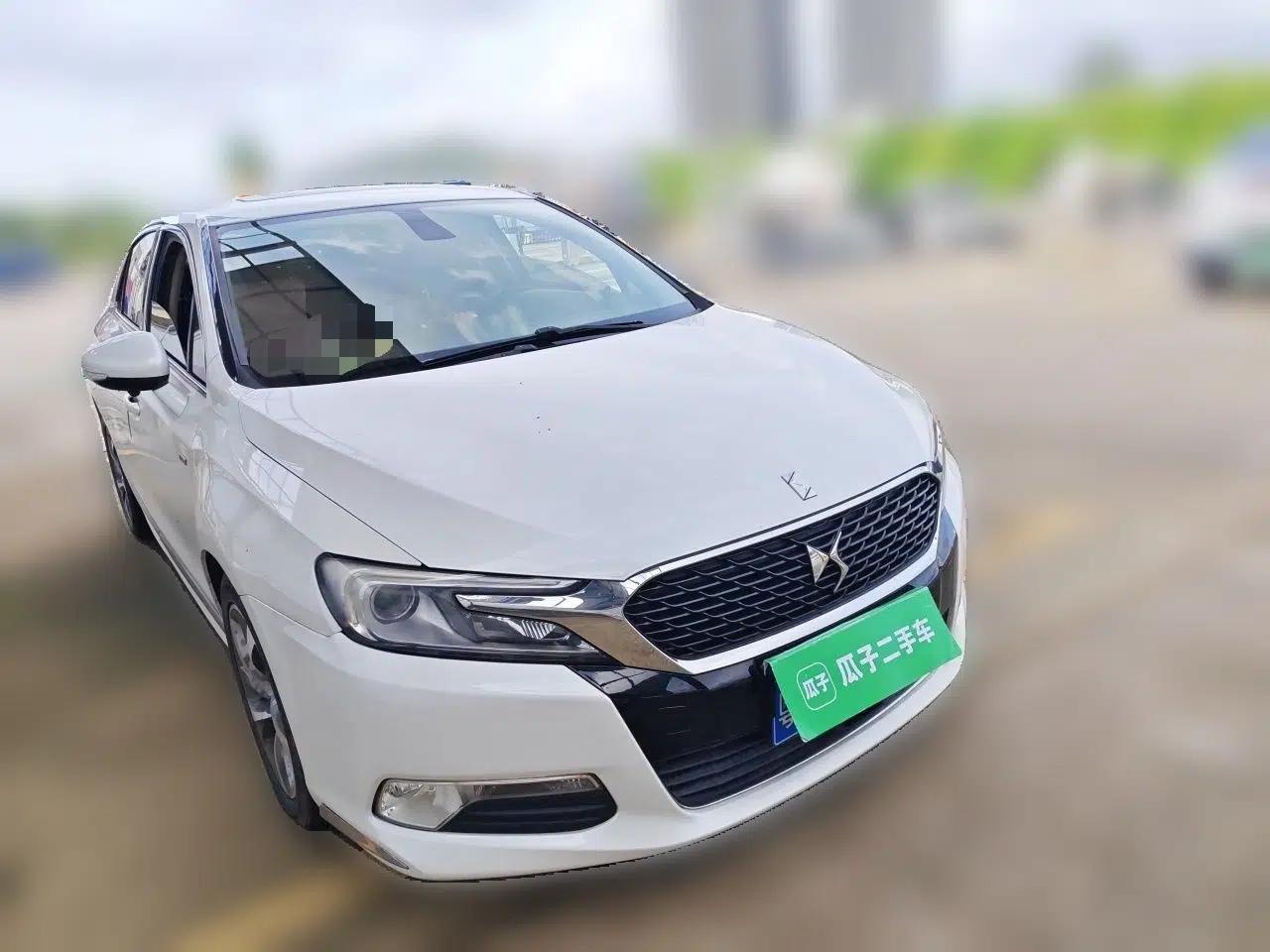DS 5LS 2014 1.6T Elegant Version THP160 — миниатюра 3