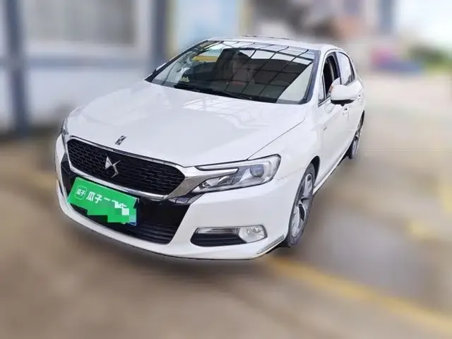 DS 5LS 2014 1.6T Elegant Version THP160