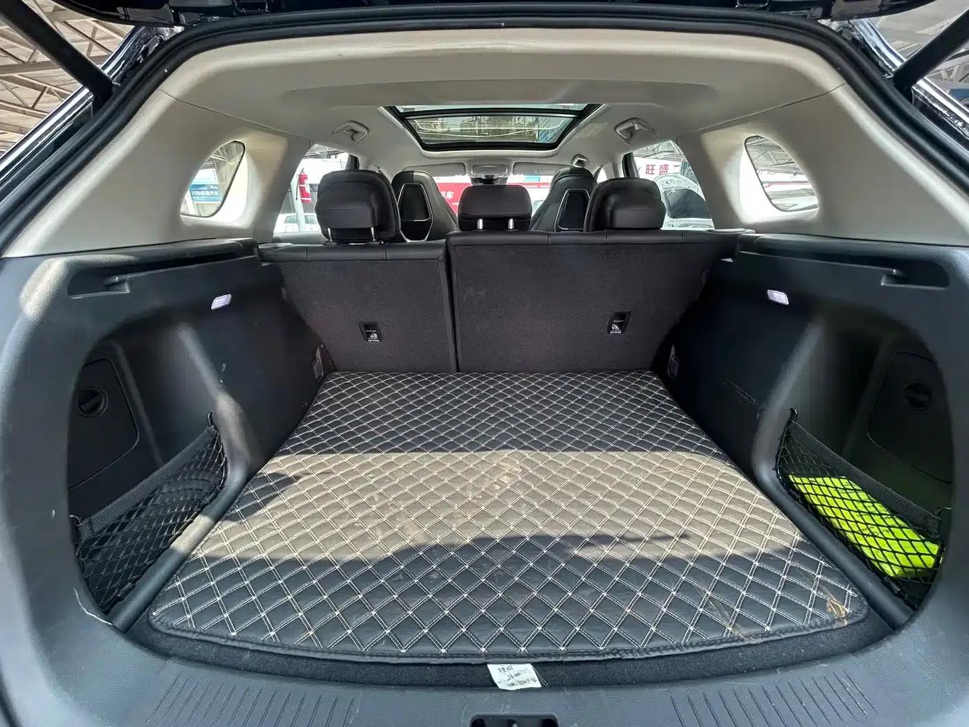Hongqi HS3 PHEV 2025 Model, 117km/h, Powerful Edition — миниатюра 16