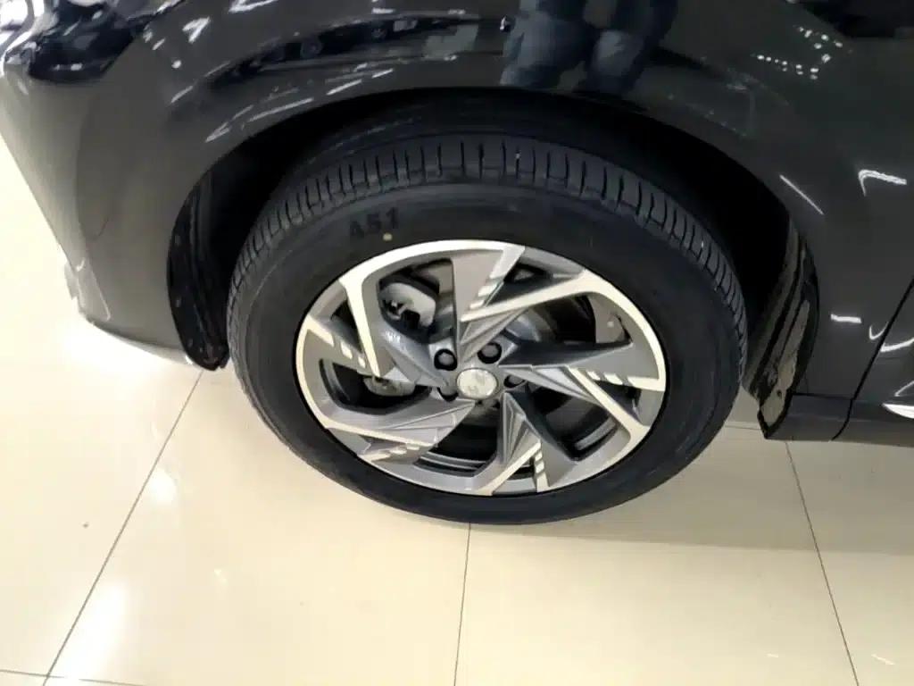 Hongqi HS3 PHEV 2024 Model, 115km/h Performance Edition — миниатюра 23