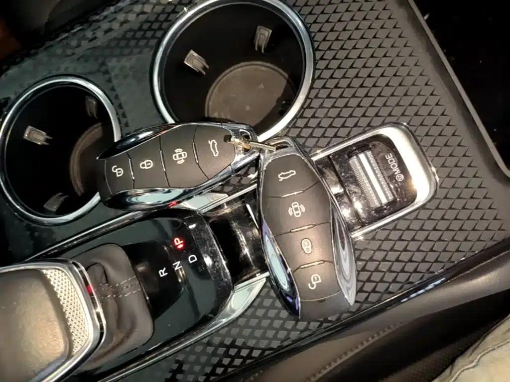 Hongqi HS3 PHEV 2024 Model, 115km/h Performance Edition — миниатюра 9