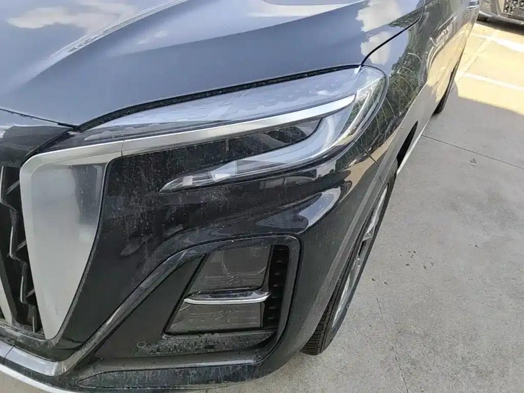 Hongqi HS3 PHEV 2025 Model 125km/h Jinwei 2 Millionth Unit Commemorative Edition — миниатюра 24