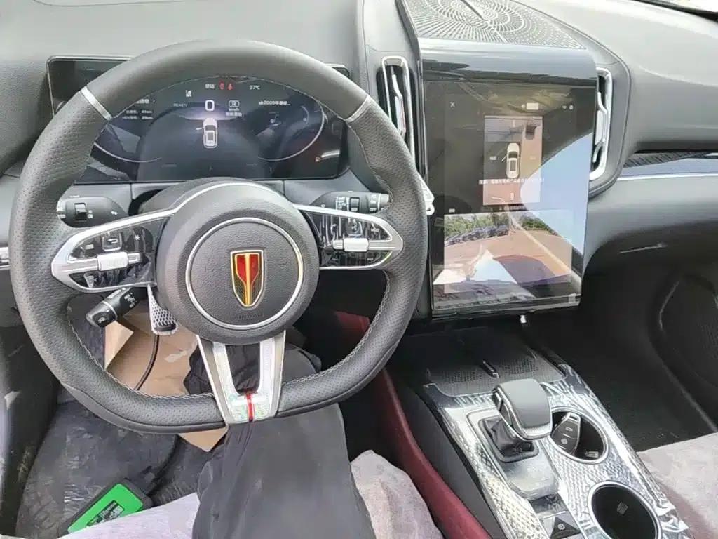 Hongqi HS3 PHEV 2025 Model 125km/h Jinwei 2 Millionth Unit Commemorative Edition — миниатюра 10