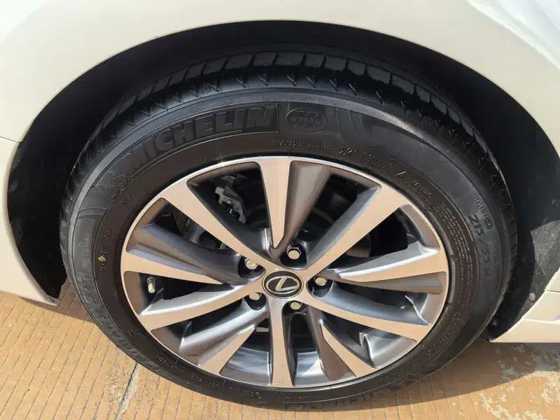 Lexus ES 2020 300h Premium Edition (China V Emission Standard) — миниатюра 13