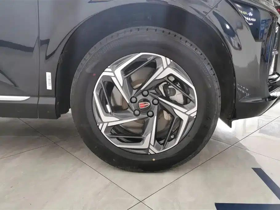 Hongqi HS3 2023 1.5T 2WD Goodness Edition — миниатюра 6