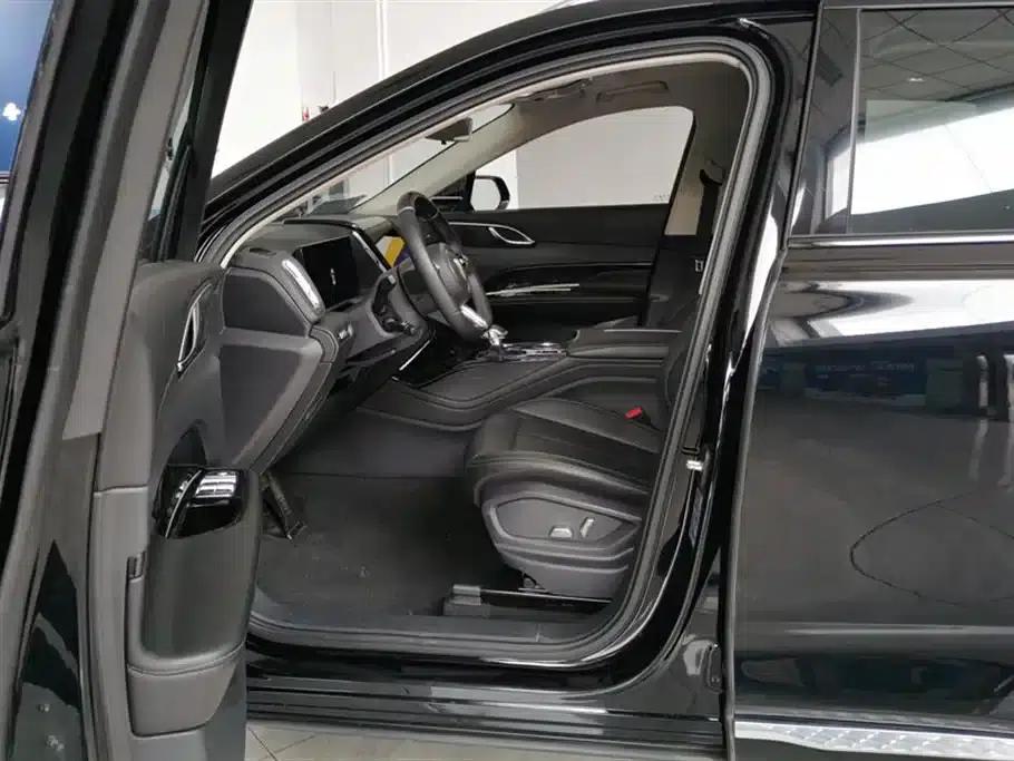 Hongqi HS3 2023 1.5T 2WD Goodness Edition — миниатюра 9