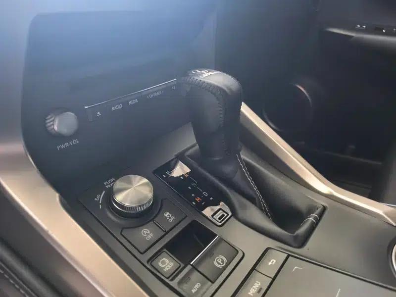 Lexus NX 2020 200 FWD Sport Edition (China VI Emission Standard) — миниатюра 10
