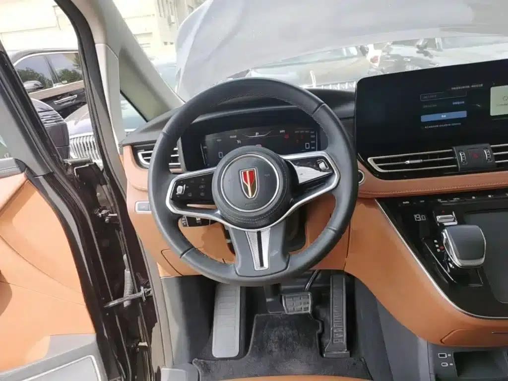 Hongqi HQ9 PHEV 2024 2.0T AWD Business Edition — миниатюра 11