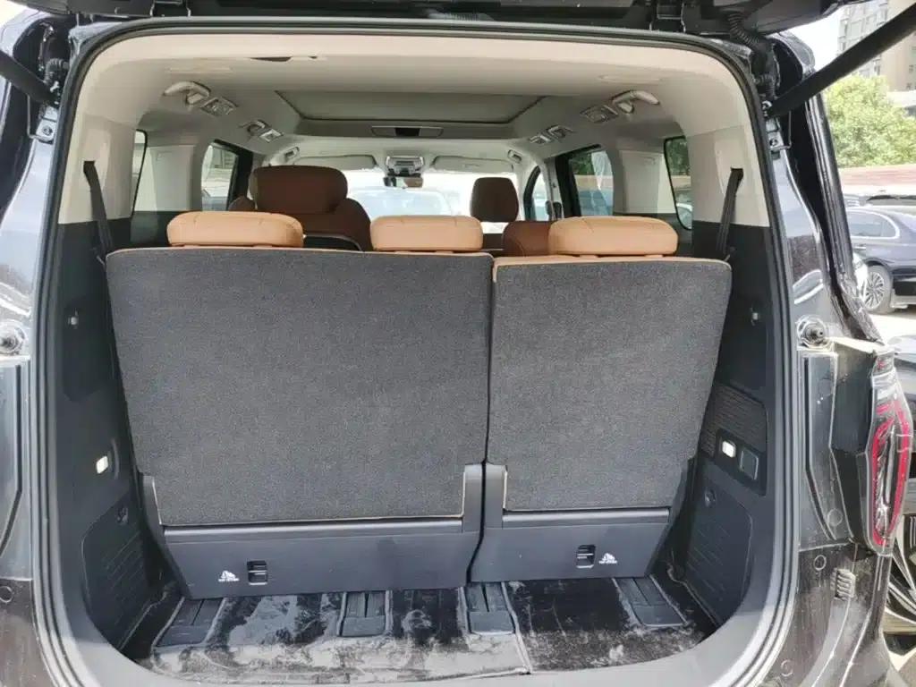 Hongqi HQ9 PHEV 2024 2.0T AWD Business Edition — миниатюра 19