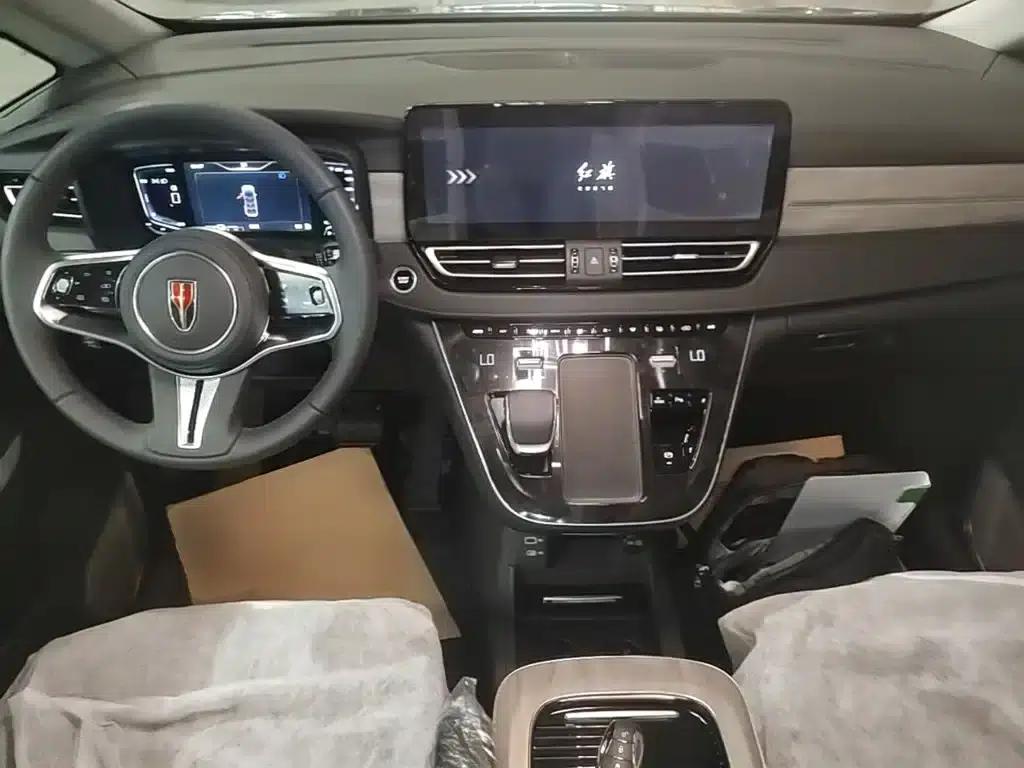 Hongqi HQ9 PHEV 2024 2.0T AWD Business Edition — миниатюра 10