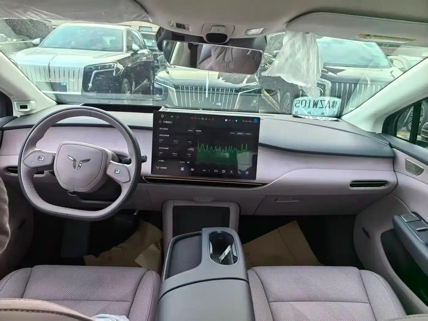 Hongqi Tiangong 05 2025 750 Smart Selection Edition — миниатюра 8