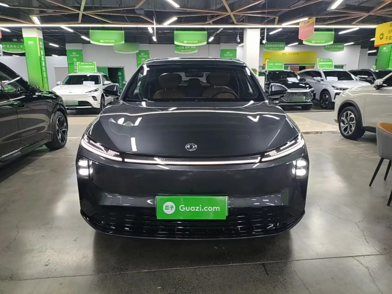 Dongfeng Aeolus L8 2025 Model 185KM Dream Edition — миниатюра 2