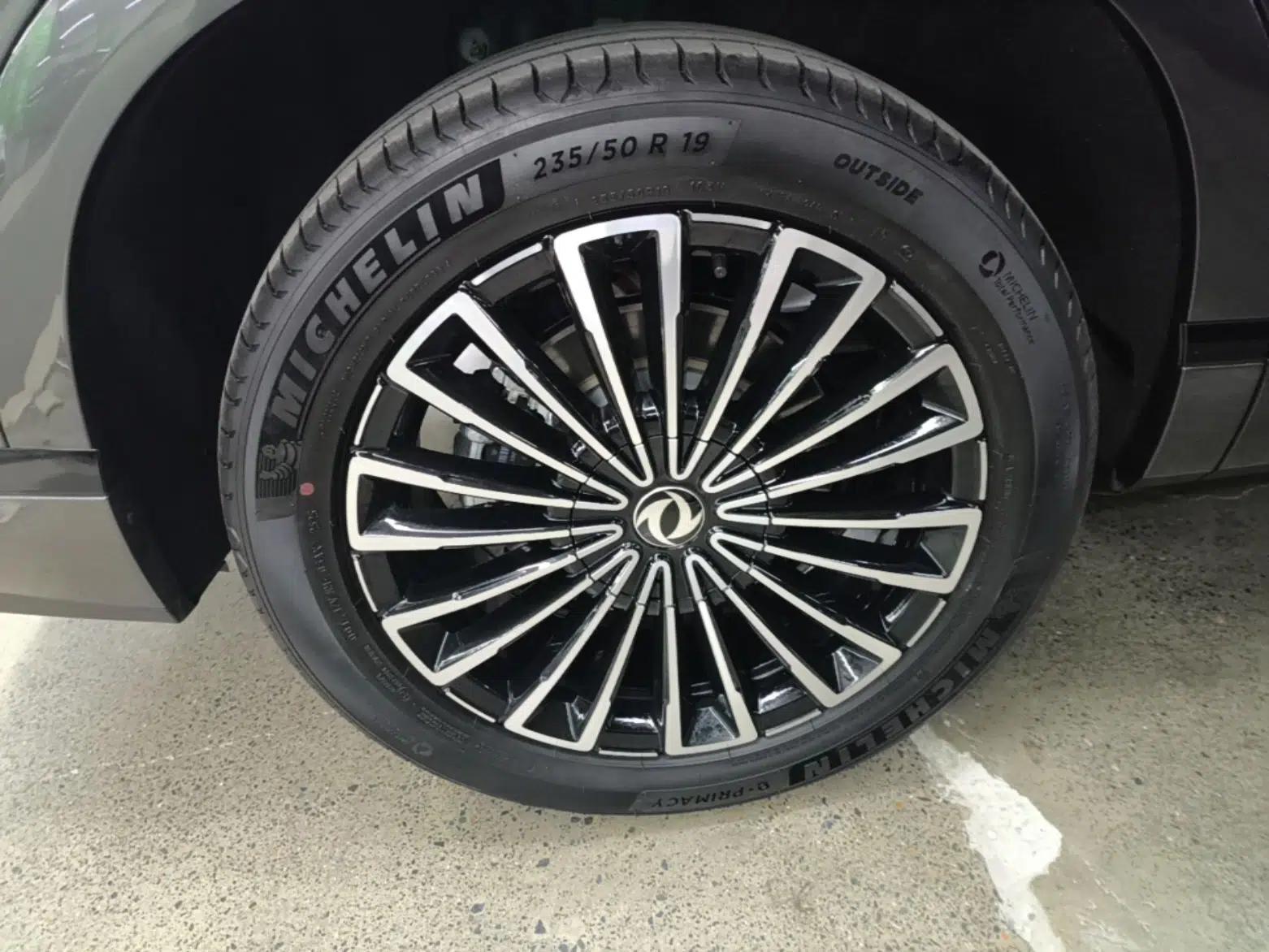 Dongfeng Aeolus L8 2025 Model 185KM Dream Edition — миниатюра 11