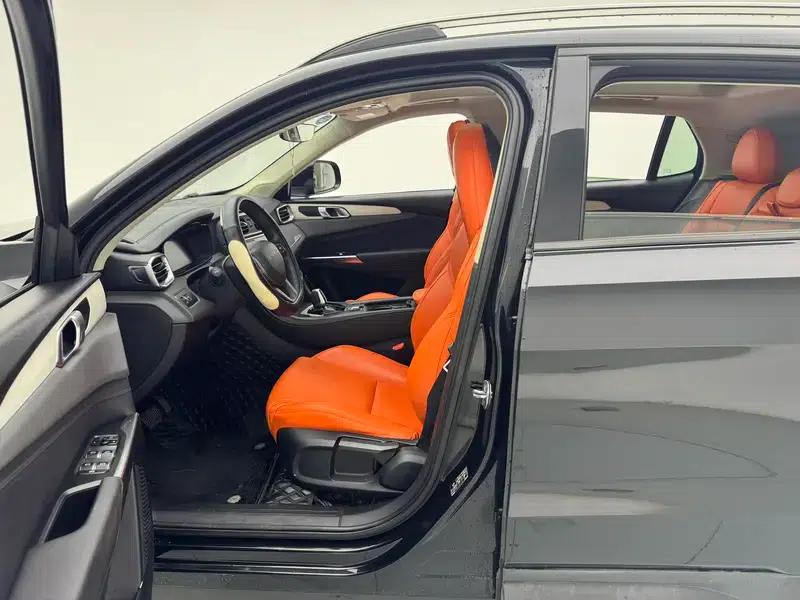 Lynk & Co 01 2019 2.0T 2WD Pure Edition (China VI Emission Standard) — миниатюра 19