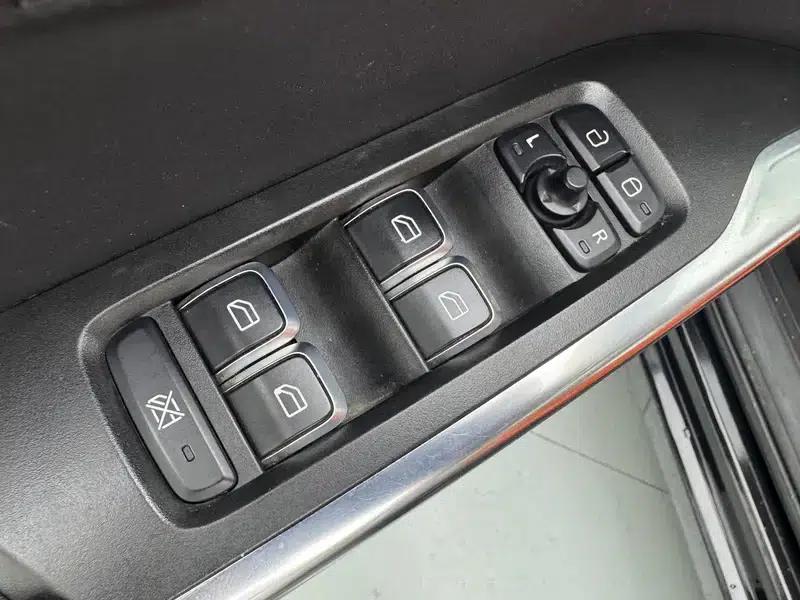 Lynk & Co 01 2019 2.0T 2WD Pure Edition (China VI Emission Standard) — миниатюра 26