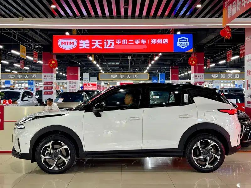 Lynk & Co 06 2025 Renew 1.5T Halo — миниатюра 4