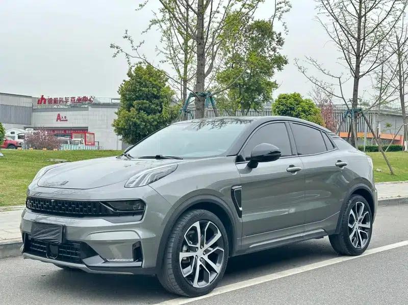 Lynk & Co 05 2022 2.0TD AWD Halo — миниатюра 1