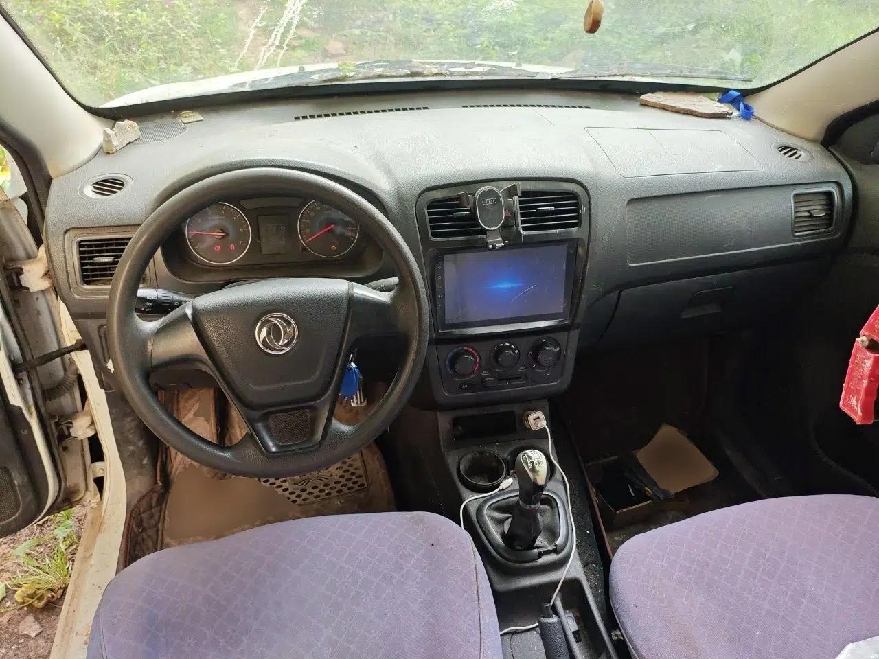 Dongfeng Fengon 330 2014 1.5L Manual Utility Version DK15 — миниатюра 9