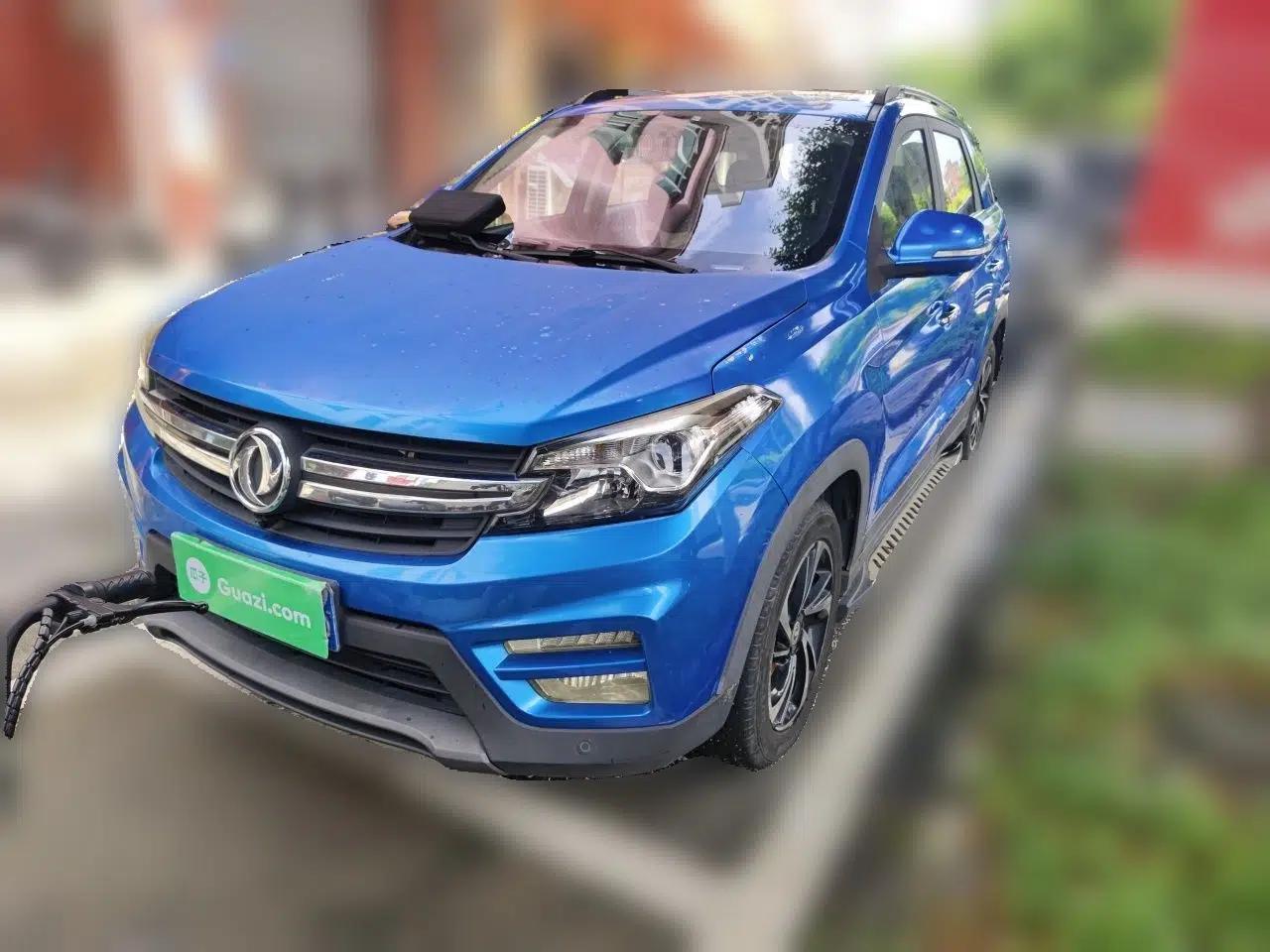 Dongfeng Fengon S560 2018 1.8L CVT Smart Connect 7-Seater — миниатюра 1