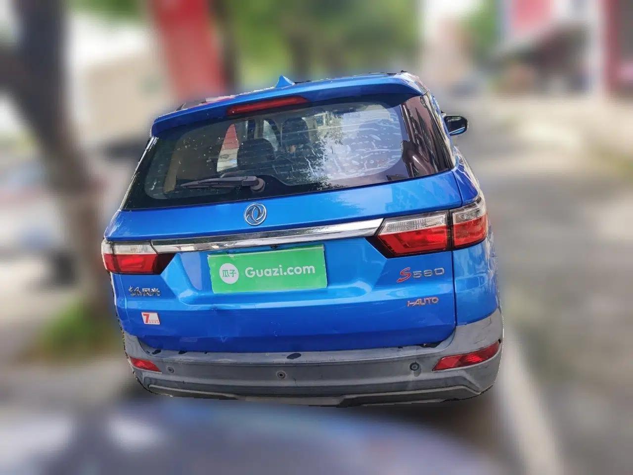 Dongfeng Fengon S560 2018 1.8L CVT Smart Connect 7-Seater — миниатюра 5