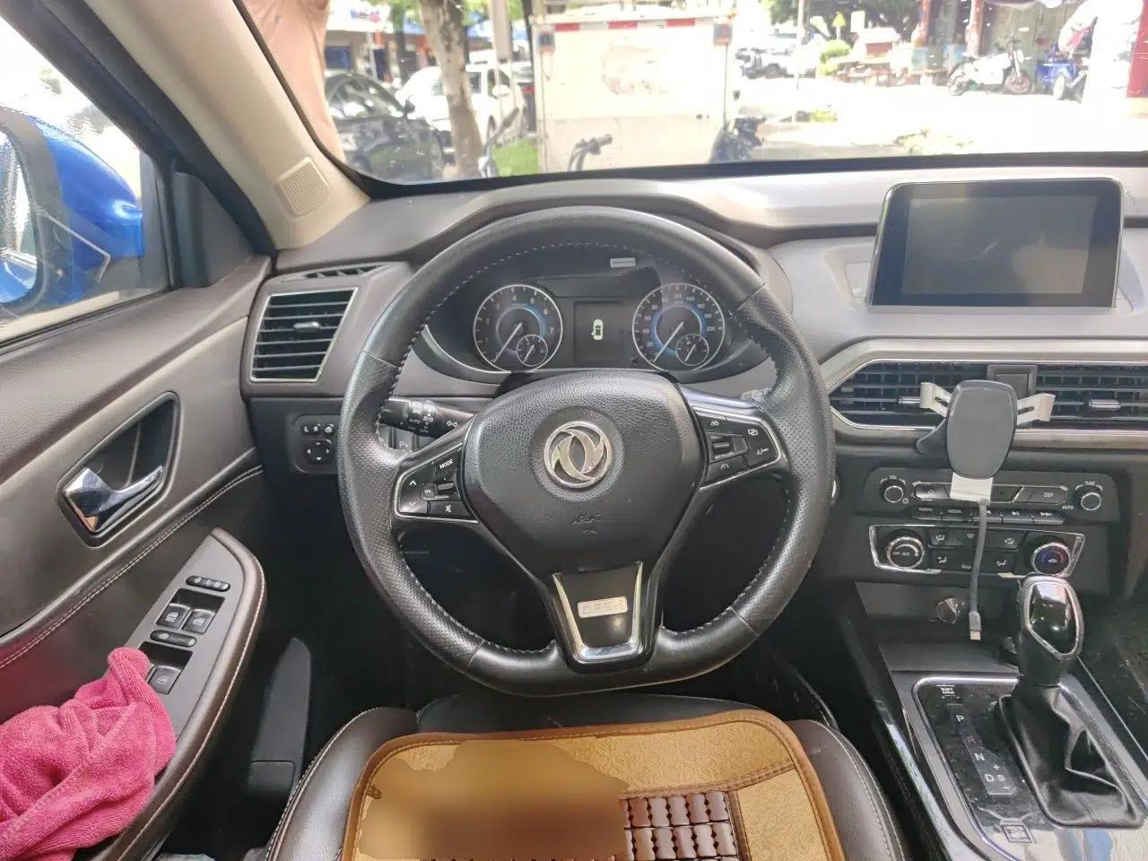 Dongfeng Fengon S560 2018 1.8L CVT Smart Connect 7-Seater — миниатюра 10