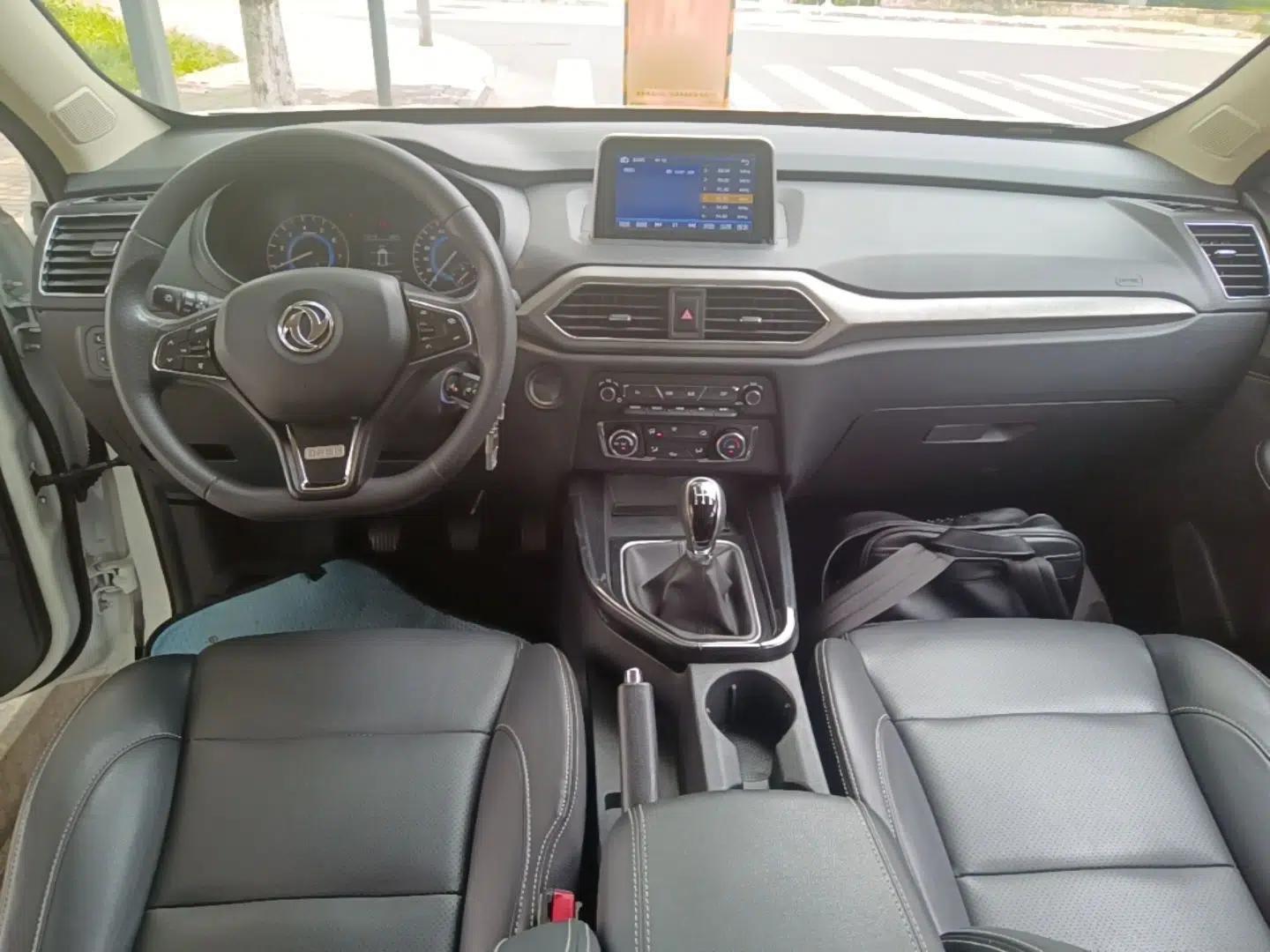 Dongfeng Fengon S560 2019 1.8L Manual Urban Model — миниатюра 12