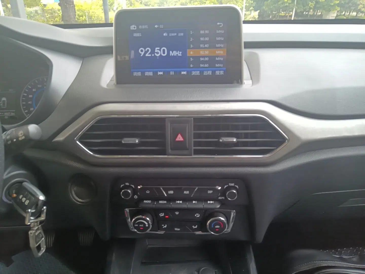 Dongfeng Fengon S560 2019 1.8L Manual Urban Model — миниатюра 15