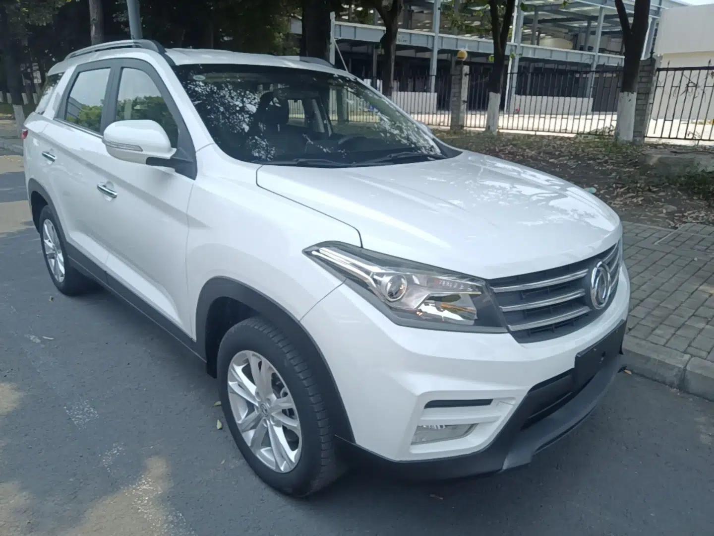 Dongfeng Fengon S560 2019 1.8L Manual Urban Model — миниатюра 3