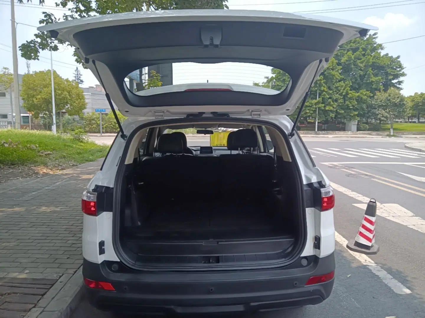 Dongfeng Fengon S560 2019 1.8L Manual Urban Model — миниатюра 22